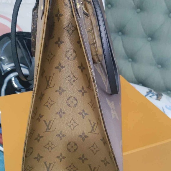 Louis Vuitton On the go Gm reversible authentic - Picture 4 of 9